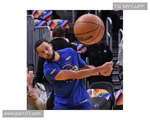 斯蒂芬库里的领导力展现于球场外的影响力与团队精神