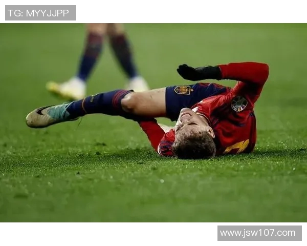 足球明星因交叉韧带断裂重伤复出之路的艰辛与希望 足球明星因交叉韧带断裂重伤复出之路的艰辛与希望