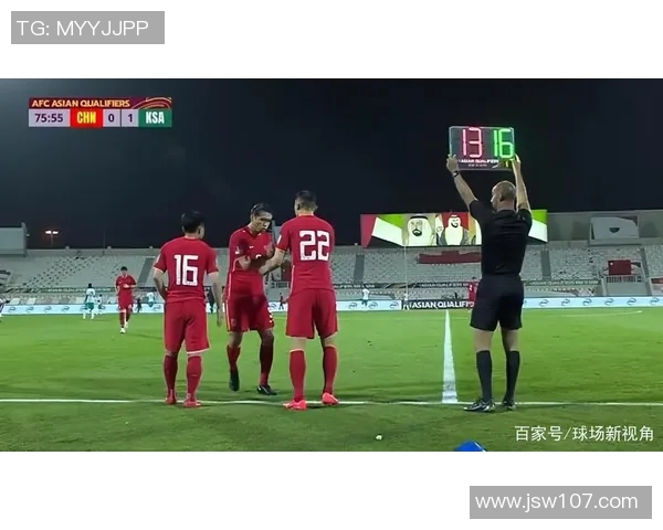 利物浦与红星激战成和比赛结果引发球迷热议与期待