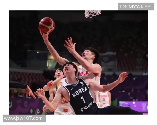 人民日报致敬篮球明星展现拼搏精神与团队力量的魅力之旅